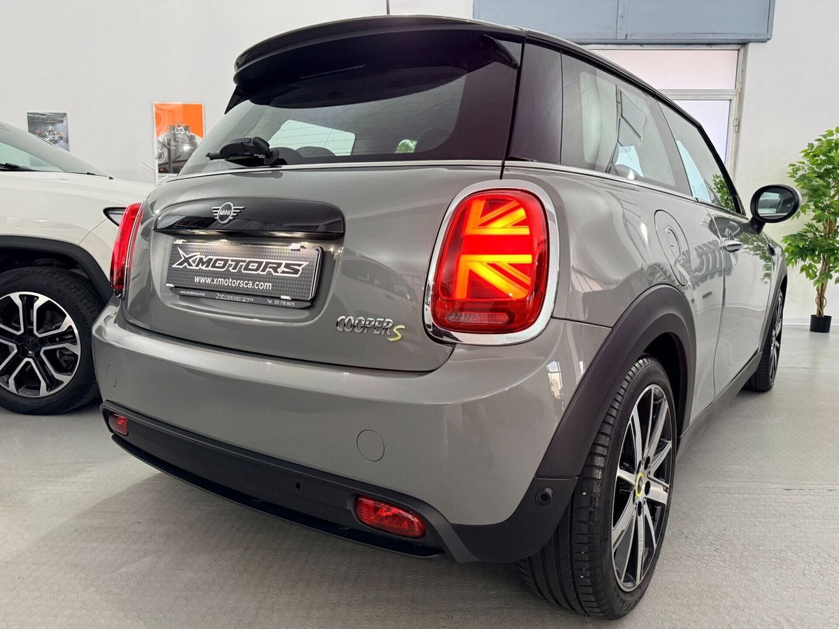 MINI Mini Cooper SE Essential (11)