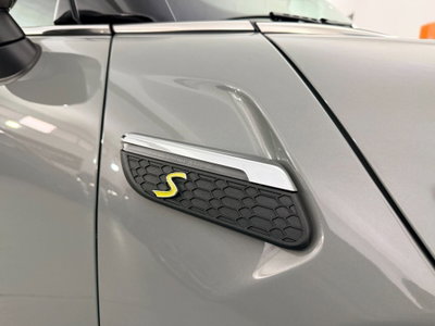 MINI Mini Cooper SE Essential (13)