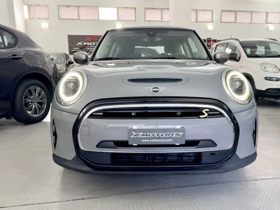 MINI Mini Cooper SE Essential (2)