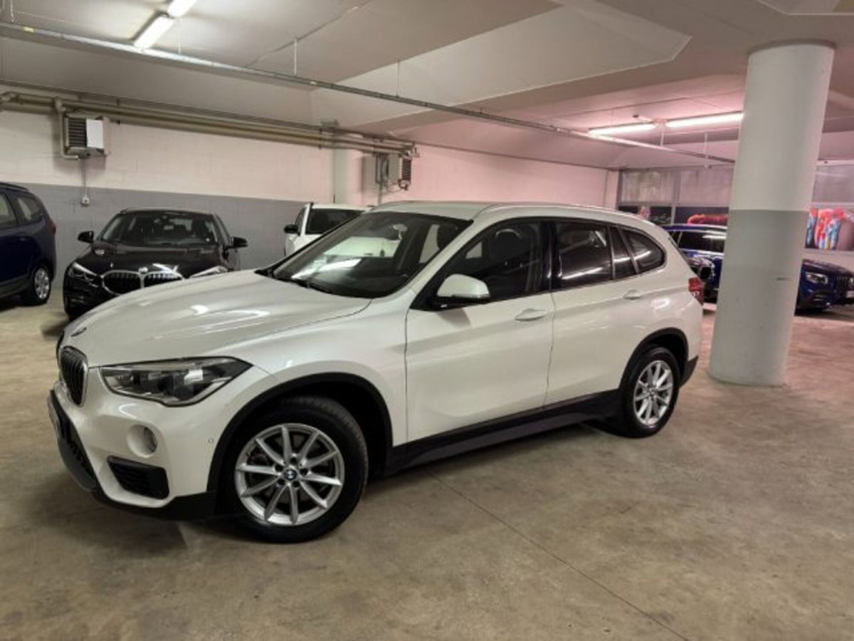BMW X1 xDrive20d Advantage (6)