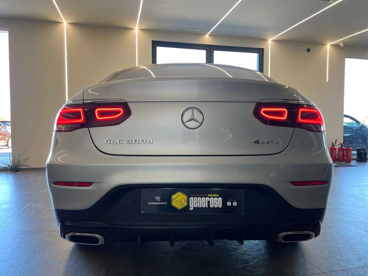 Mercedes-Benz GLC SUV 300 d 4Matic Premium Plus (4)