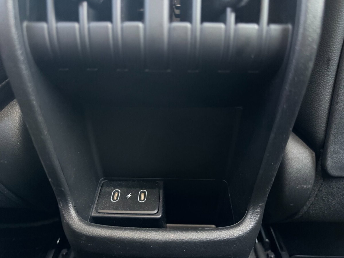 Hyundai Kona HEV 1.6 DCT XClass (19)