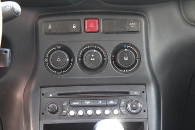 Citroen C3 Picasso 1.6 e-HDi 90 airdream CMP6 Seduction (8)