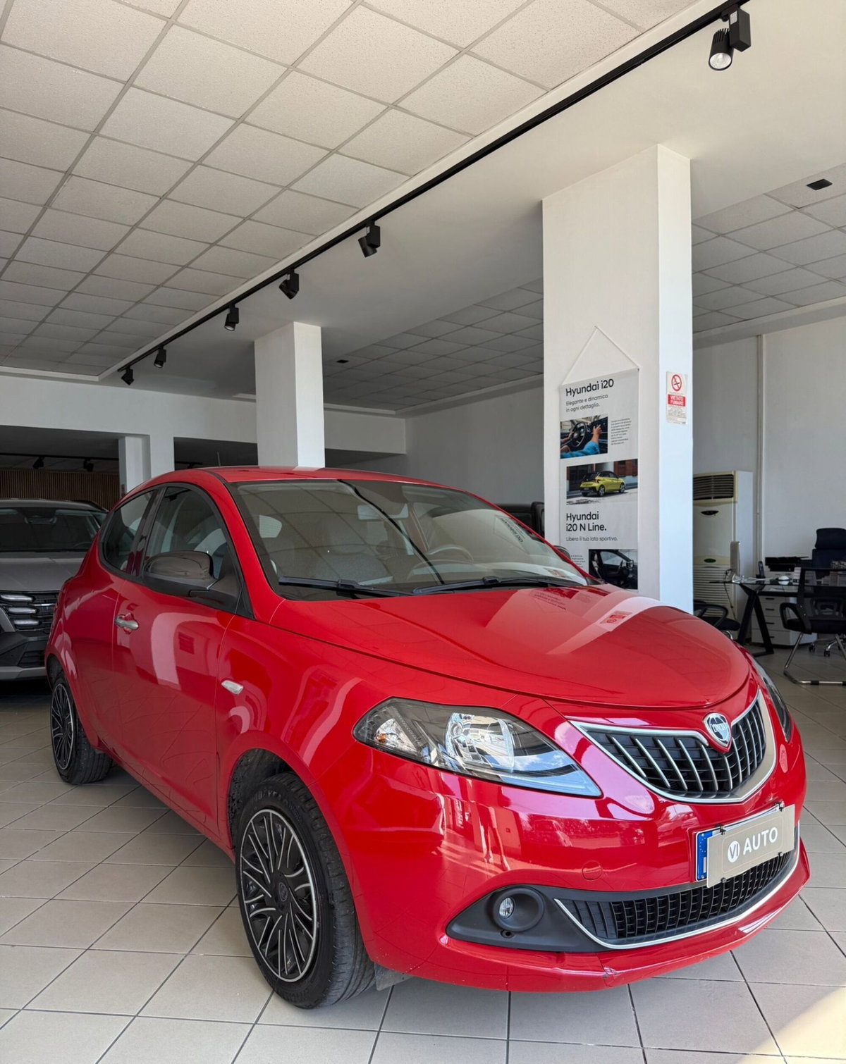 Lancia Ypsilon 1.0 FireFly 5 porte S&S Hybrid Gold Plus (3)