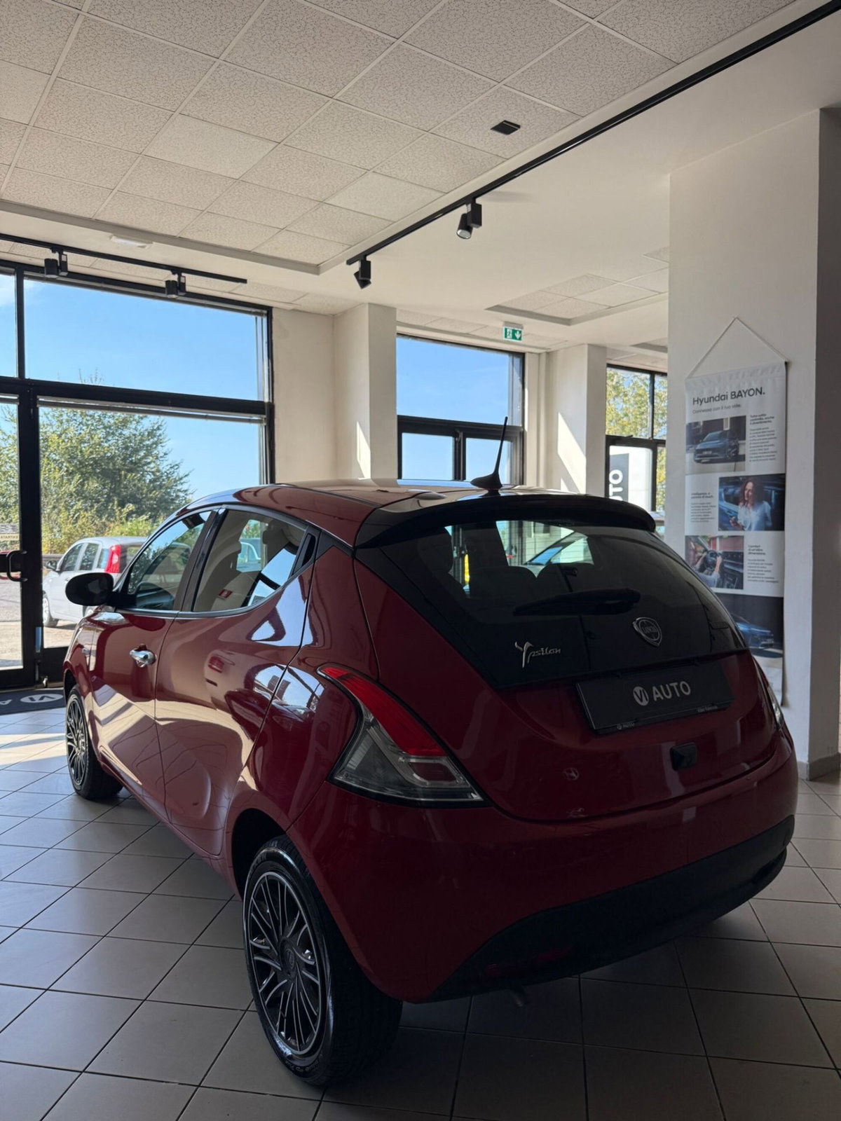 Lancia Ypsilon 1.0 FireFly 5 porte S&S Hybrid Gold Plus (5)