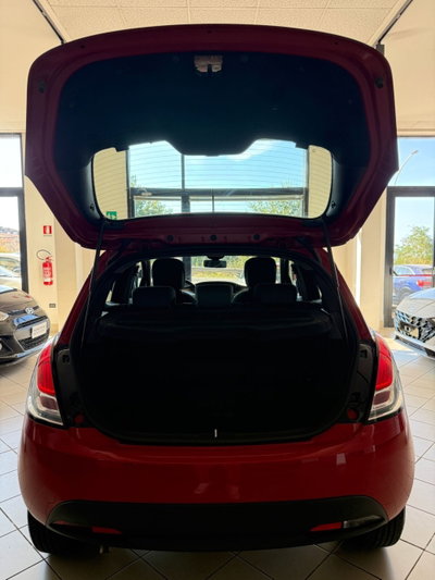 Lancia Ypsilon 1.0 FireFly 5 porte S&S Hybrid Gold Plus (7)