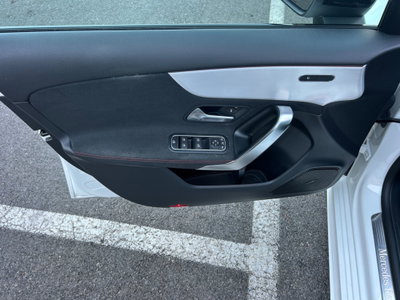Mercedes-Benz Classe A 180 d Automatic Premium (11)