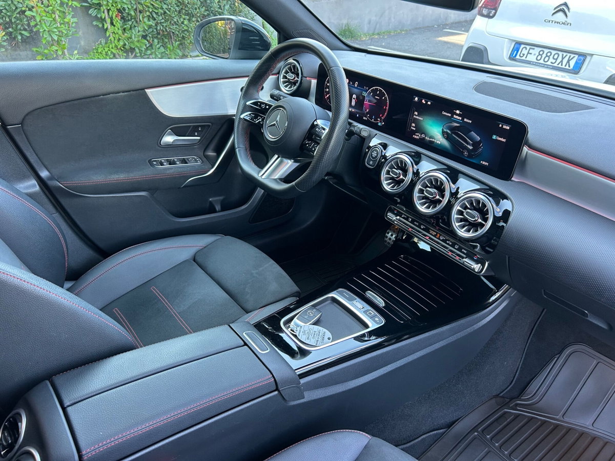 Mercedes-Benz Classe A 180 d Automatic Premium (19)