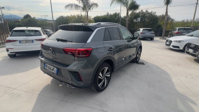 Volkswagen T-Roc 1.5 tsi R-Line (11)