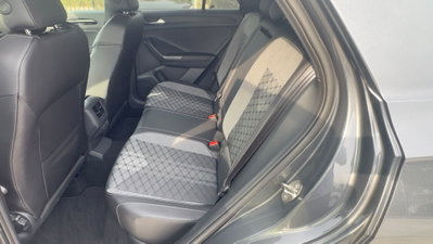 Volkswagen T-Roc 1.5 tsi R-Line (14)