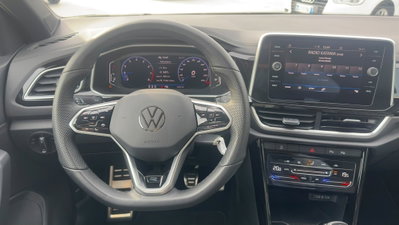 Volkswagen T-Roc 1.5 tsi R-Line (17)