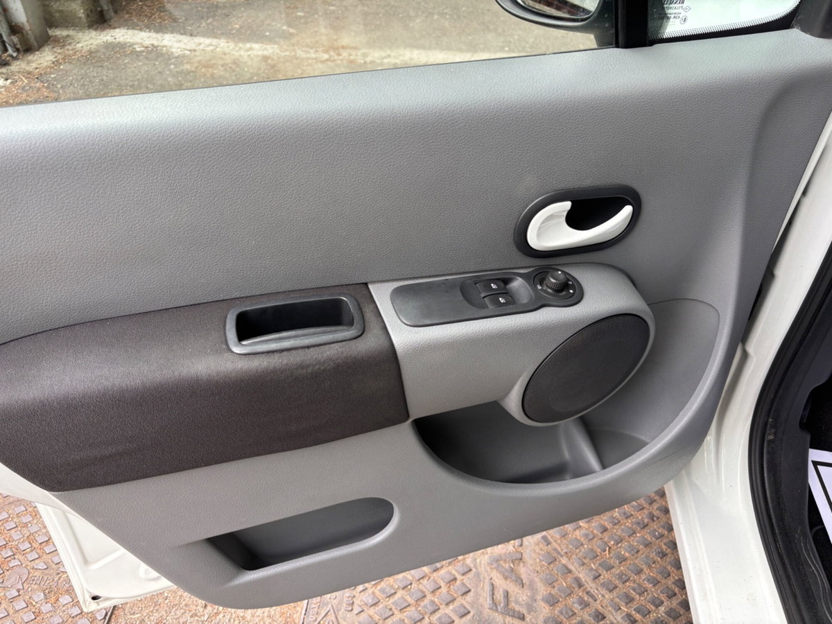 Renault Grand Modus 1.2 16V Live (12)