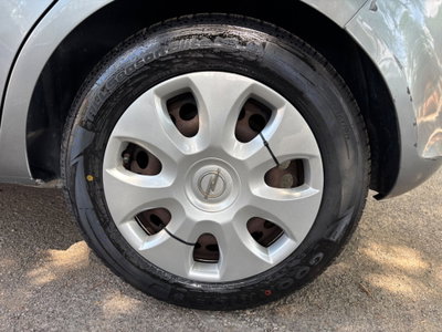 Opel Corsa 1.2 5 porte Club (8)