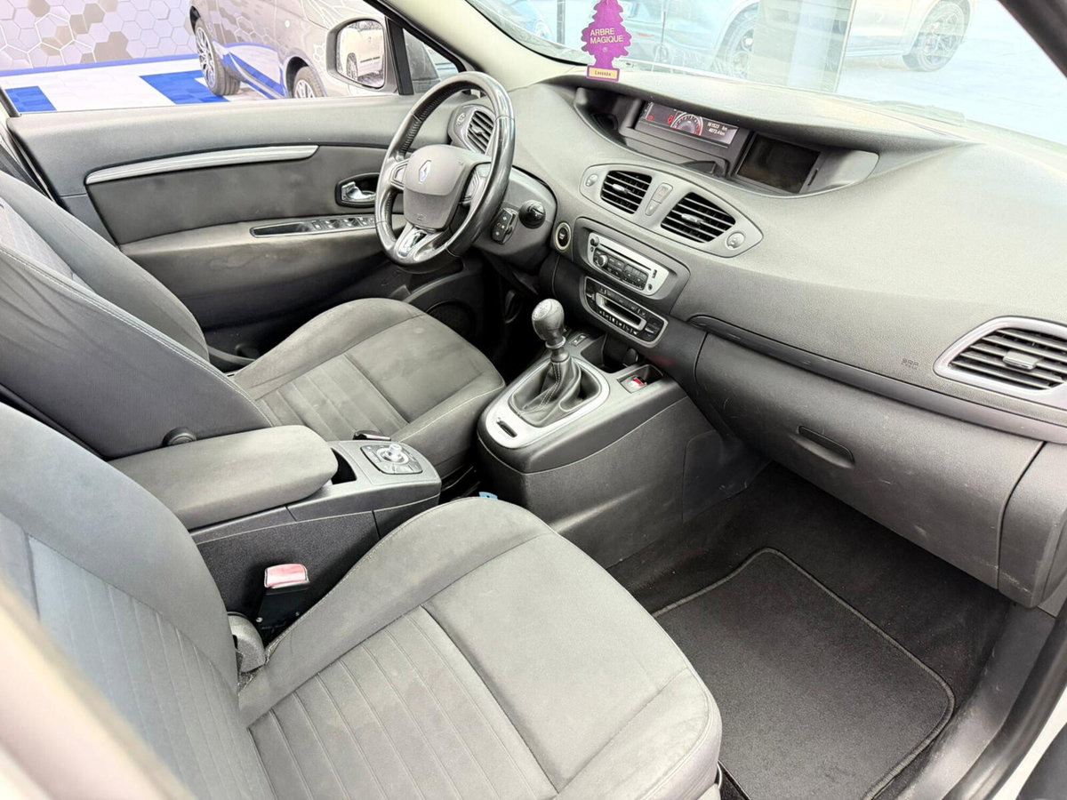 Renault Scenic E-Tech Electric XMod dCi 110 CV Start&Stop Energy Limited (8)