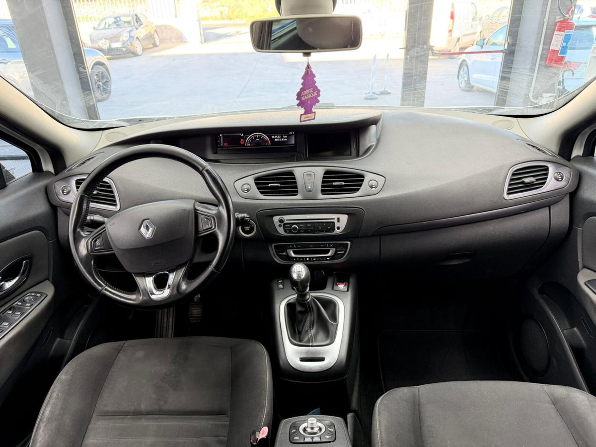 Renault Scenic E-Tech Electric XMod dCi 110 CV Start&Stop Energy Limited (9)