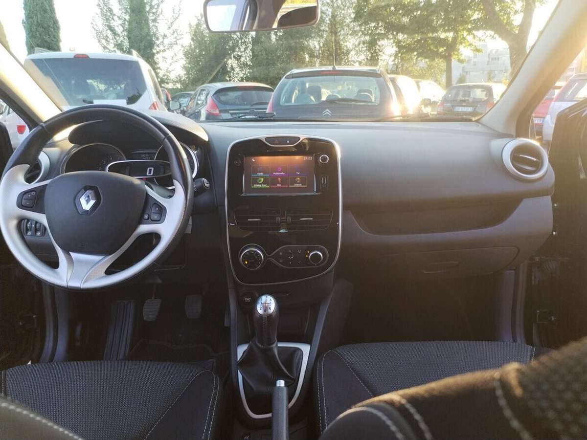 Renault Clio Sporter dCi 8V 90 CV Duel (19)
