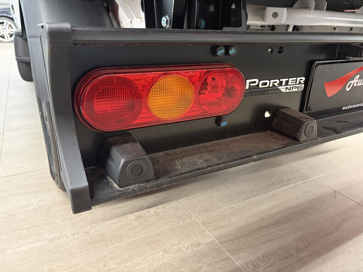 Piaggio Porter NP6 CNG long range 2650 pianale ribaltabile Pro (11)