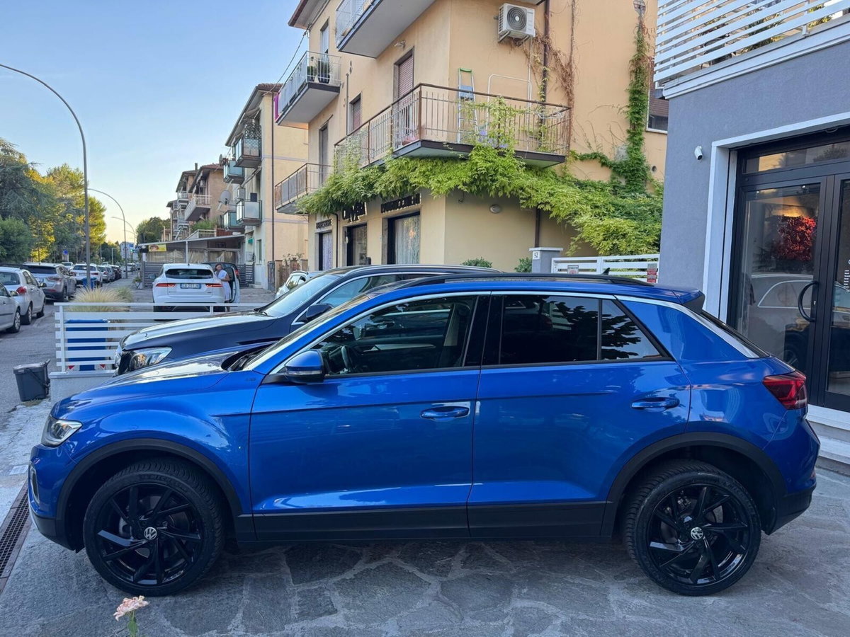 Volkswagen T-Roc 2.0 tdi Life 150cv dsg (6)