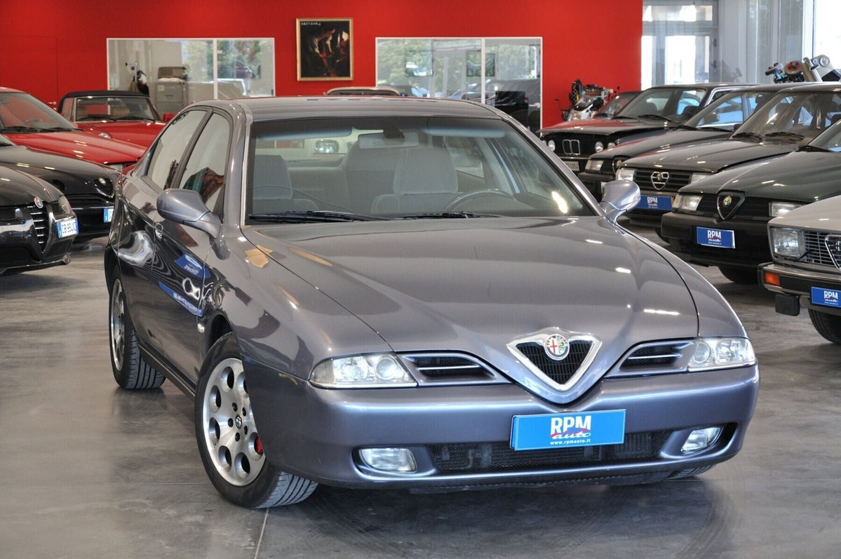 Alfa Romeo 166 2.0i V6 turbo cat Super