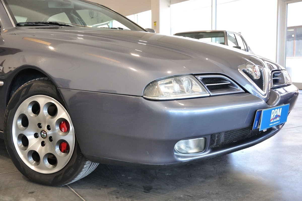 Alfa Romeo 166 2.0i V6 turbo cat Super (15)