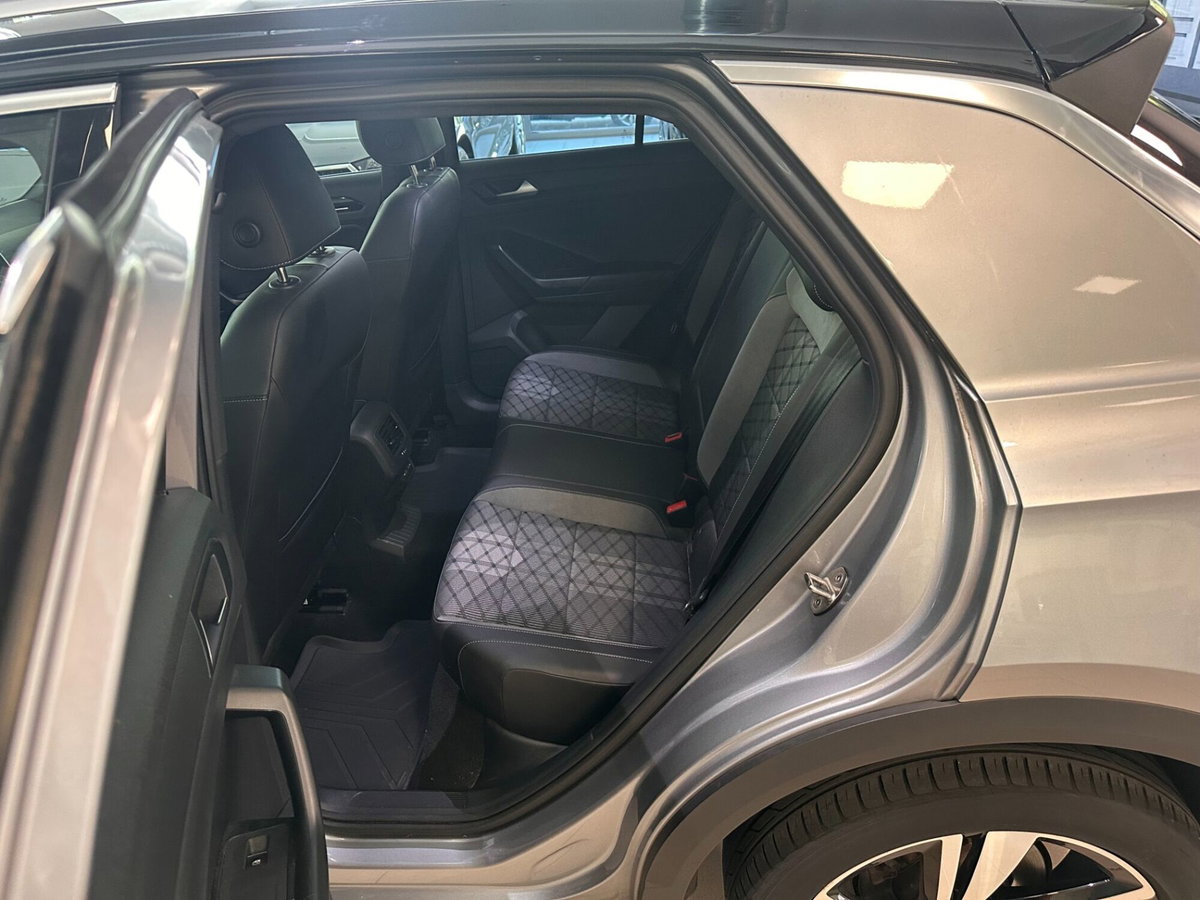 Volkswagen T-Roc 2.0 tdi R-Line 4motion 150cv dsg (7)