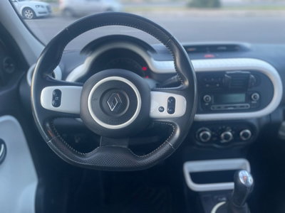 Renault Twingo 1.0 SCe Live (11)