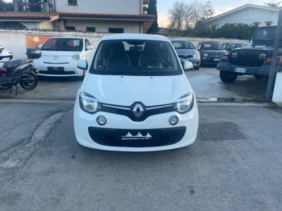 Renault Twingo 1.0 SCe Live (2)