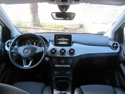 Mercedes-Benz Classe B 200 d Automatic Premium (5)