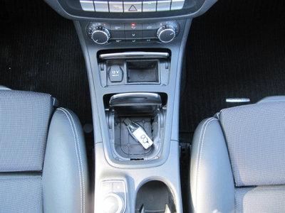 Mercedes-Benz Classe B 200 d Automatic Premium (9)