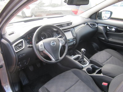 Nissan Qashqai 1.5 dCi N-Connecta (10)