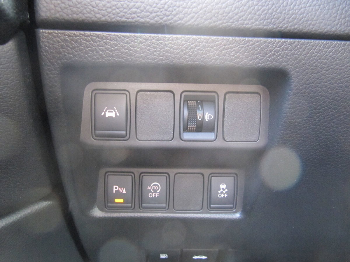 Nissan Qashqai 1.5 dCi N-Connecta (11)
