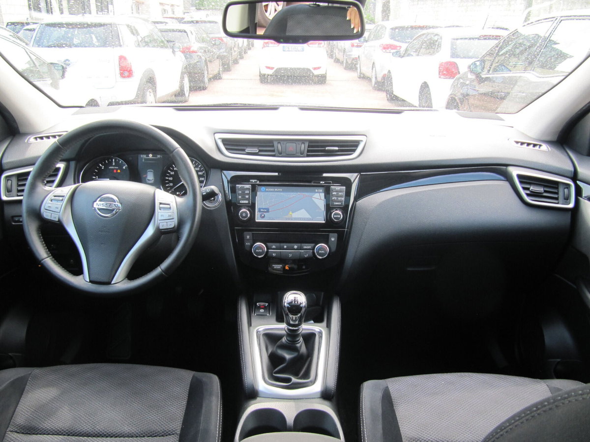 Nissan Qashqai 1.5 dCi N-Connecta (4)
