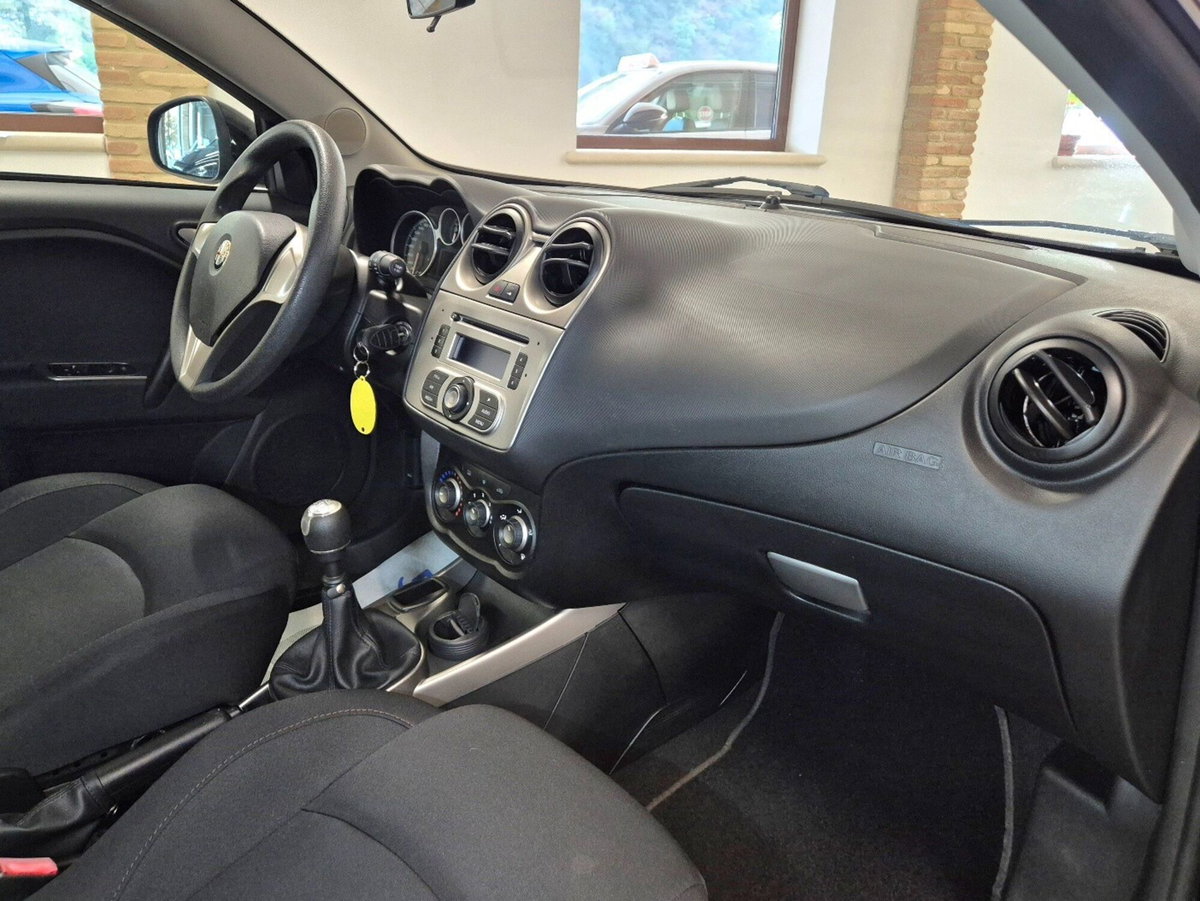 Alfa Romeo MiTo 1.4 70 CV 8V Progression (9)