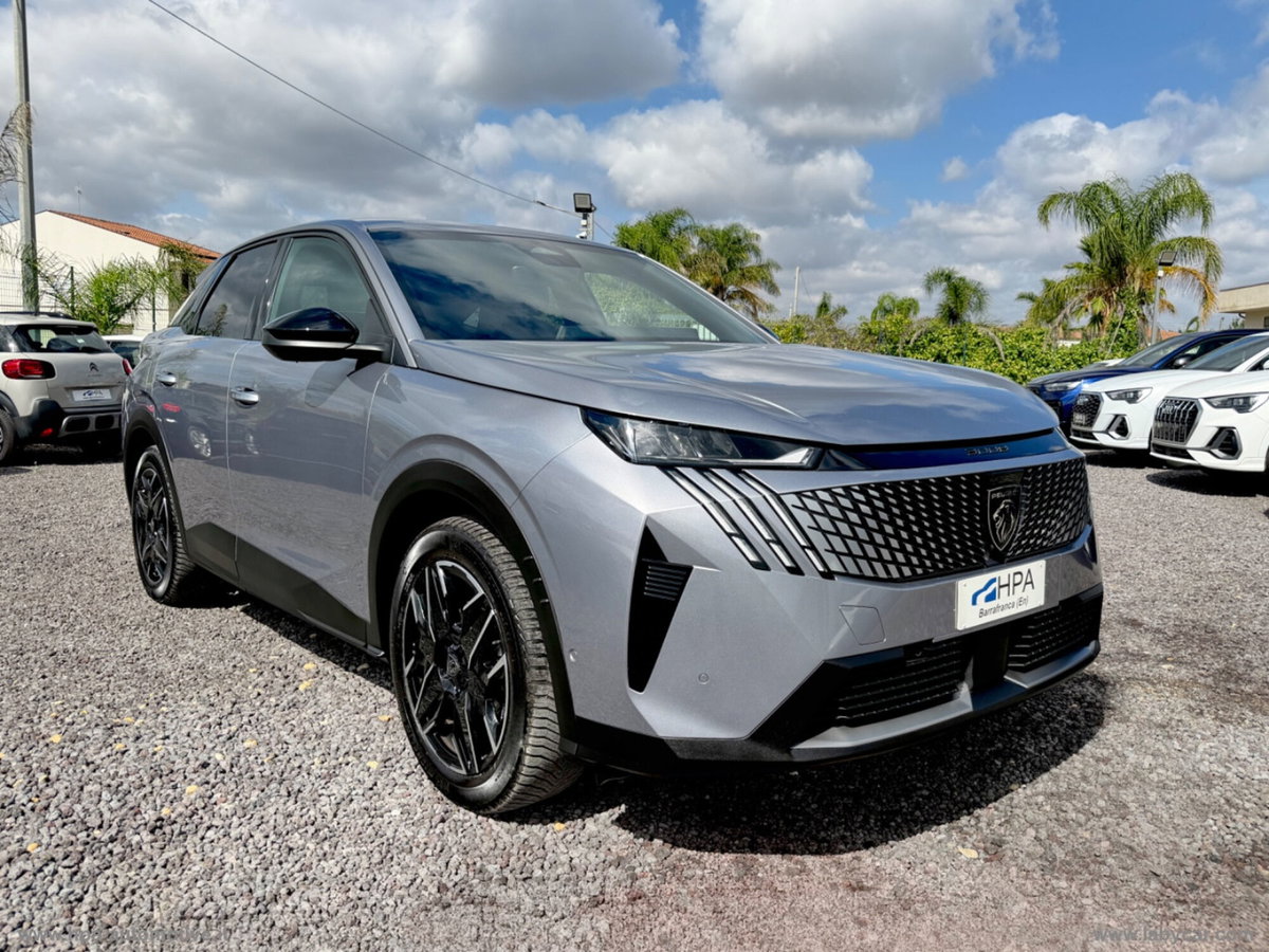 Peugeot 3008 1.2 hybrid 48V Allure Pack 136cv e-dcs6 (3)