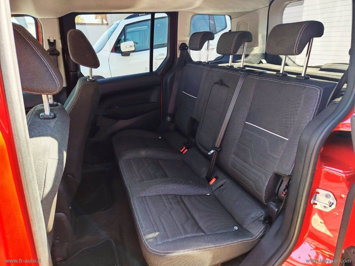 Ford Tourneo Connect 1.5 TDCi 120 CV Plus (12)