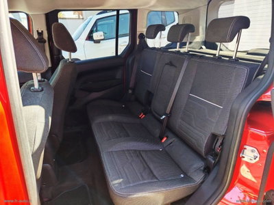 Ford Tourneo Connect 1.5 TDCi 120 CV Plus (12)