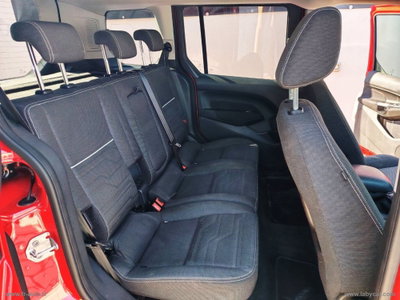 Ford Tourneo Connect 1.5 TDCi 120 CV Plus (13)