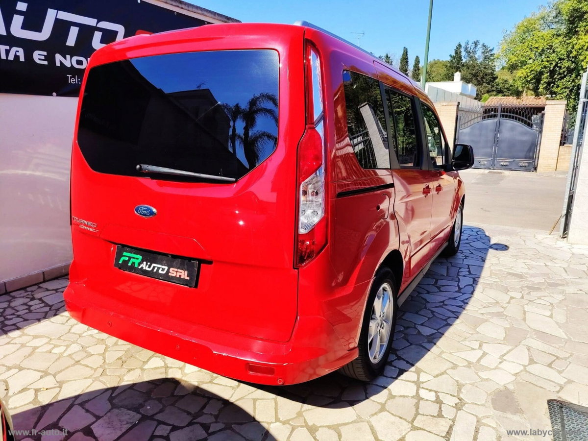 Ford Tourneo Connect 1.5 TDCi 120 CV Plus (6)