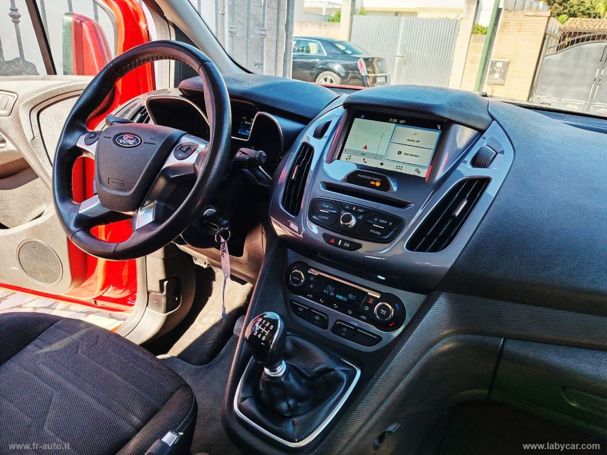 Ford Tourneo Connect 1.5 TDCi 120 CV Plus (9)