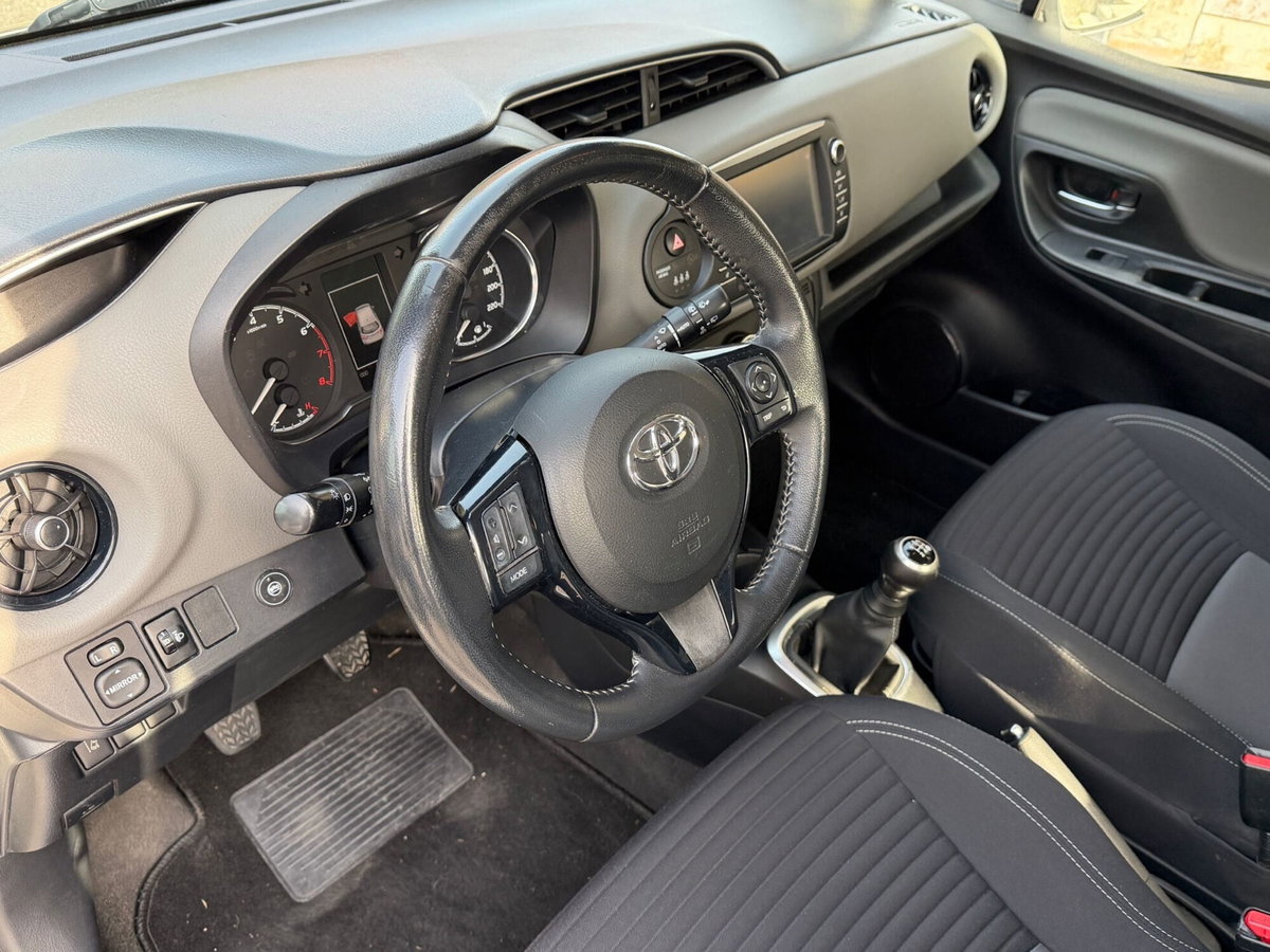 Toyota Yaris 1.0 5 porte Now GPL (10)