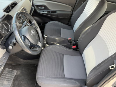 Toyota Yaris 1.0 5 porte Now GPL (11)