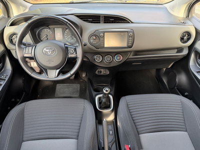Toyota Yaris 1.0 5 porte Now GPL (7)