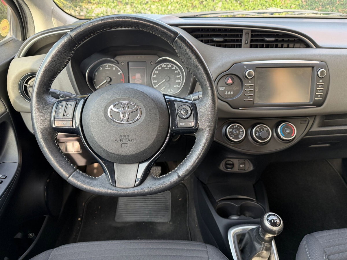 Toyota Yaris 1.0 5 porte Now GPL (8)