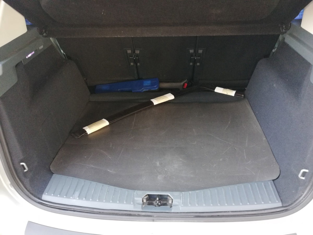 Ford C-Max 1.6 TDCi 115CV Titanium (14)
