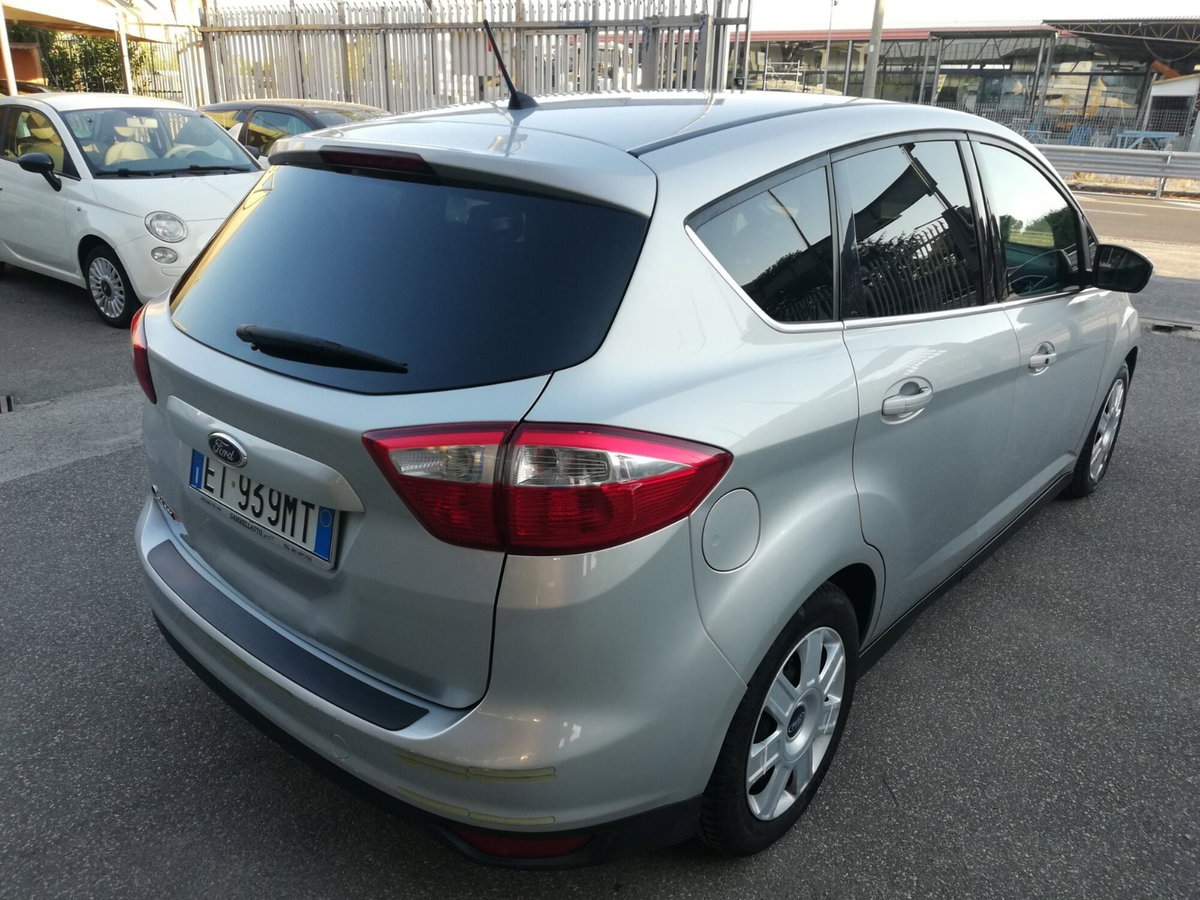 Ford C-Max 1.6 TDCi 115CV Titanium (6)