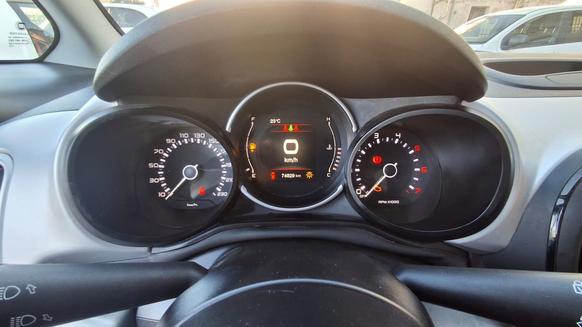 Fiat 500L 1.3 Multijet 95 CV Connect (11)