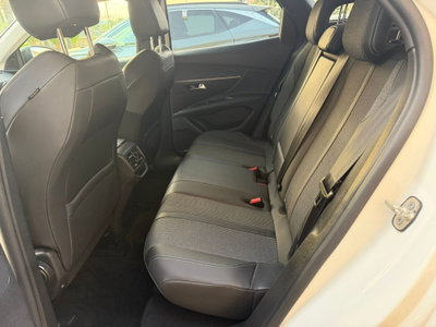 Peugeot 3008 BlueHDi 130 S&S Allure (9)