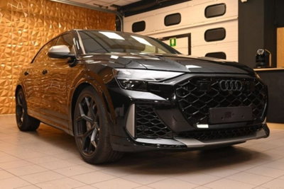 Audi RS Q8 Q8 4.0 mhev 48V performance 640cv tiptronic (2)