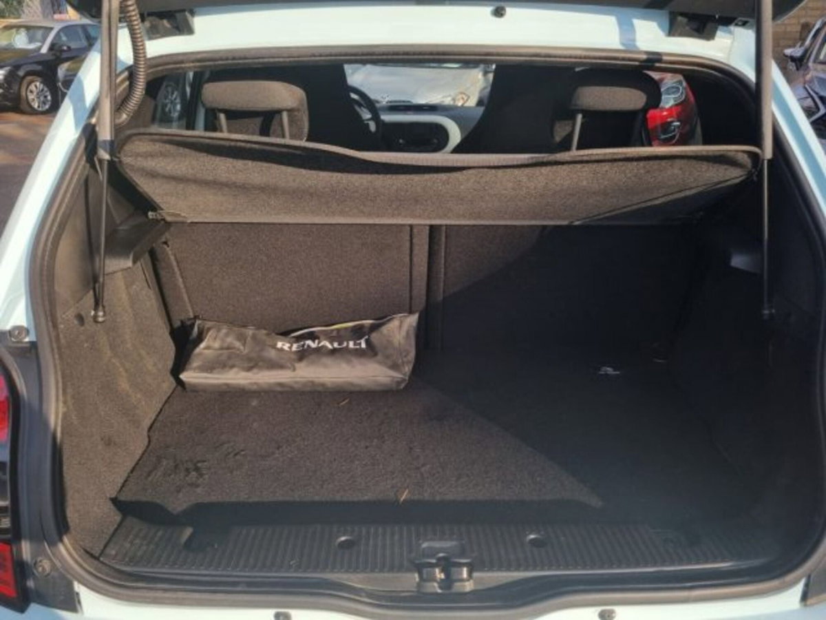 Renault Twingo 1.0 SCe Live (16)