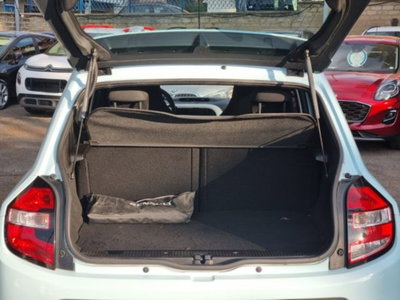 Renault Twingo 1.0 SCe Live (18)
